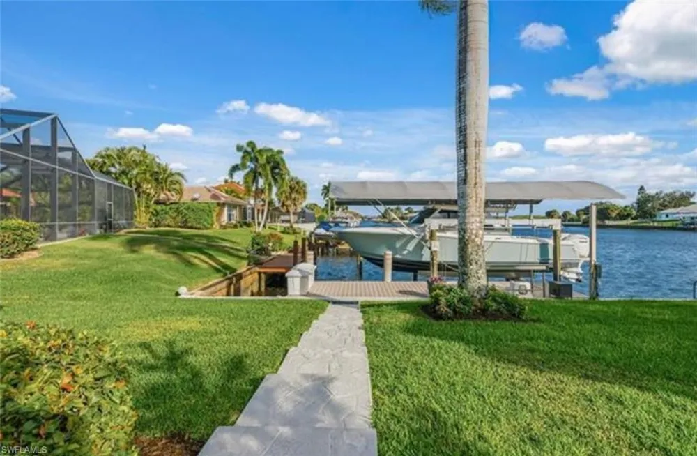 123 Newport Drive Naples, FL 34114