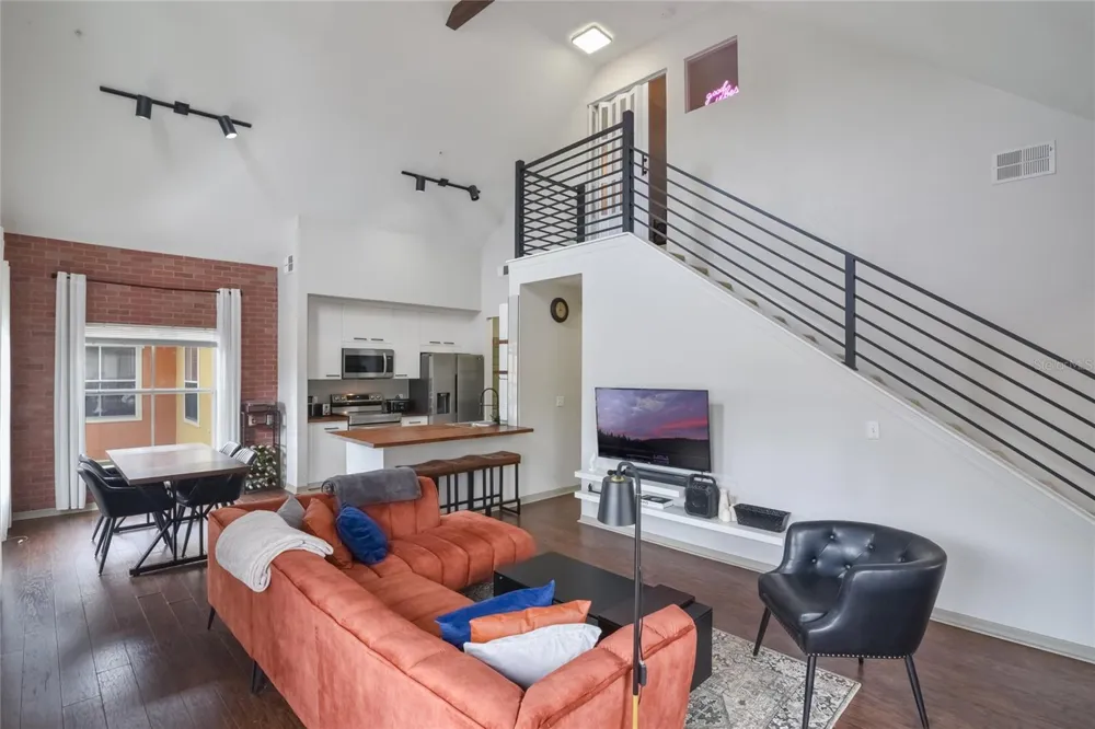 6001 WESTGATE DRIVE #2124 Orlando, FL 32835