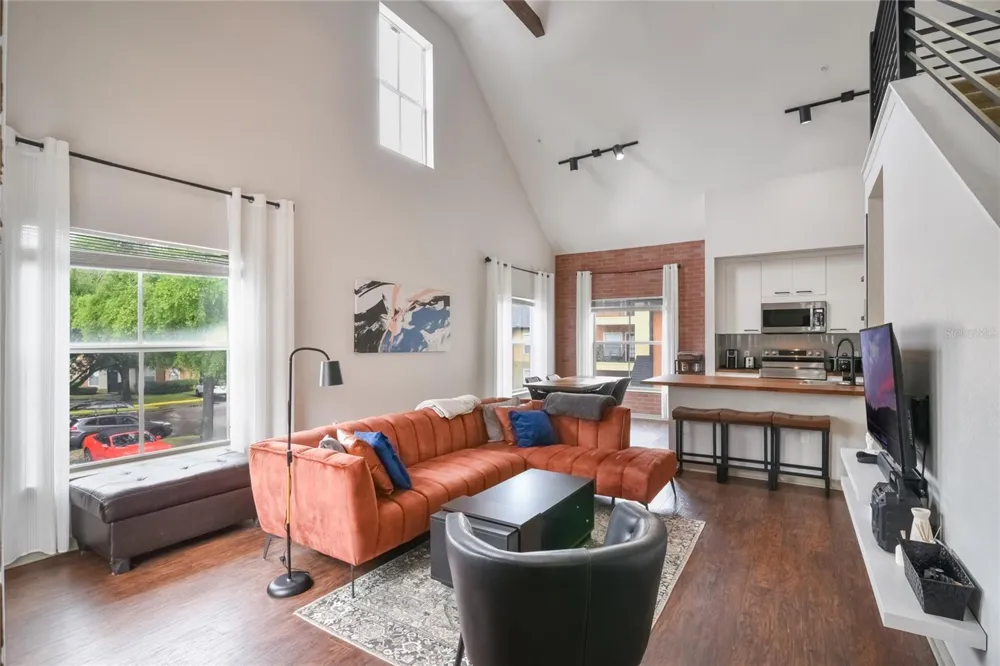 6001 WESTGATE DRIVE #2124 Orlando, FL 32835