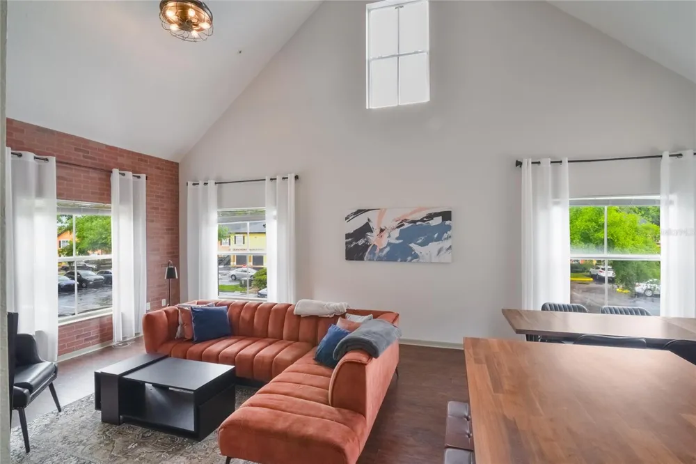 6001 WESTGATE DRIVE #2124 Orlando, FL 32835