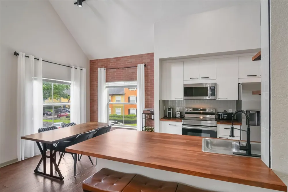 6001 WESTGATE DRIVE #2124 Orlando, FL 32835