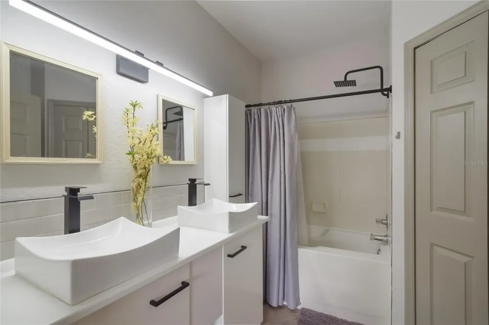 6001 WESTGATE DRIVE #2124 Orlando, FL 32835