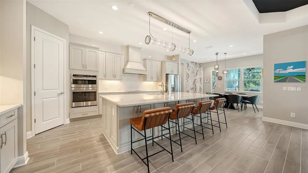 2566 PARADISE PLUM DRIVE Sarasota, FL 34240