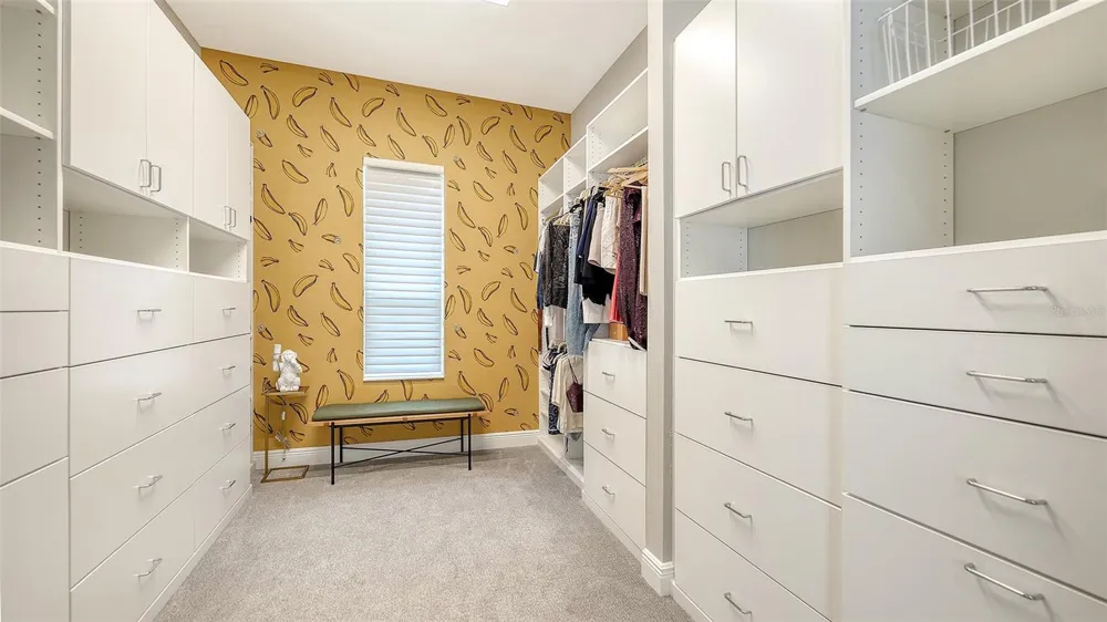 2566 PARADISE PLUM DRIVE Sarasota, FL 34240