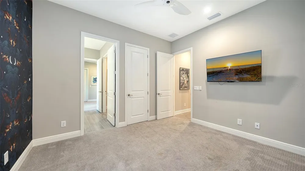 2566 PARADISE PLUM DRIVE Sarasota, FL 34240