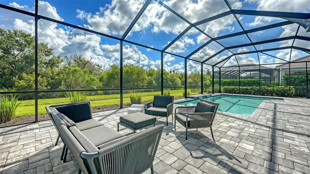 2566 PARADISE PLUM DRIVE Sarasota, FL 34240