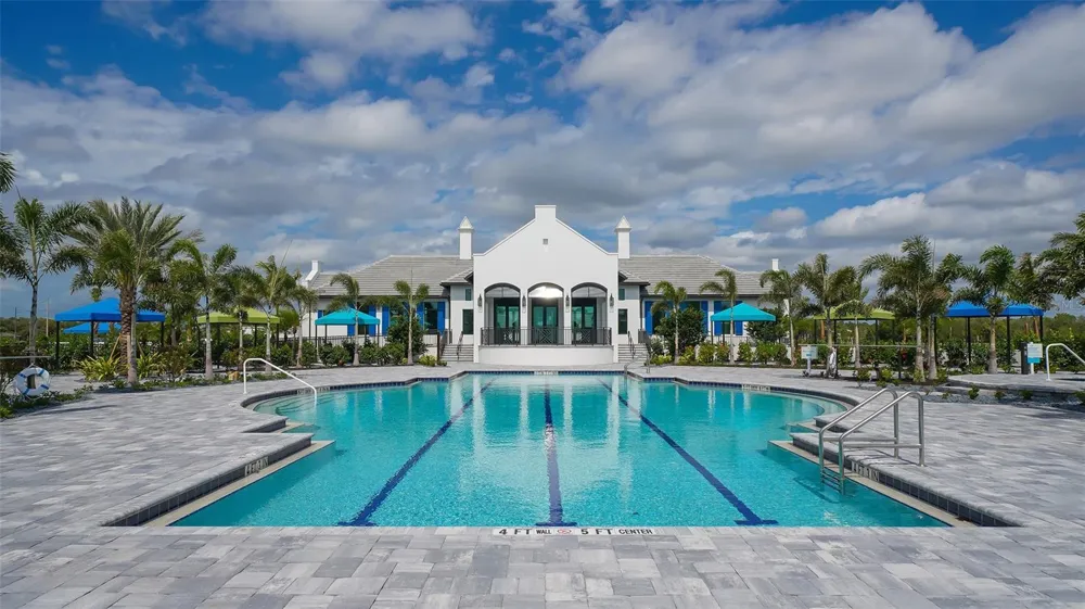 2566 PARADISE PLUM DRIVE Sarasota, FL 34240