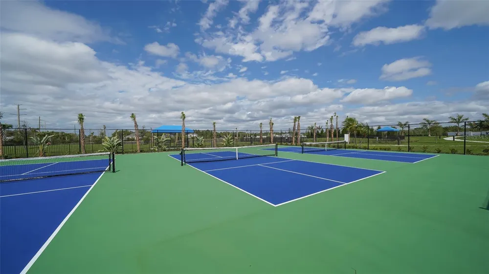 2566 PARADISE PLUM DRIVE Sarasota, FL 34240