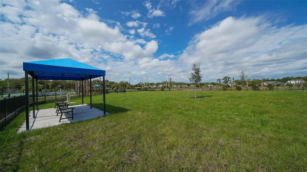 2566 PARADISE PLUM DRIVE Sarasota, FL 34240
