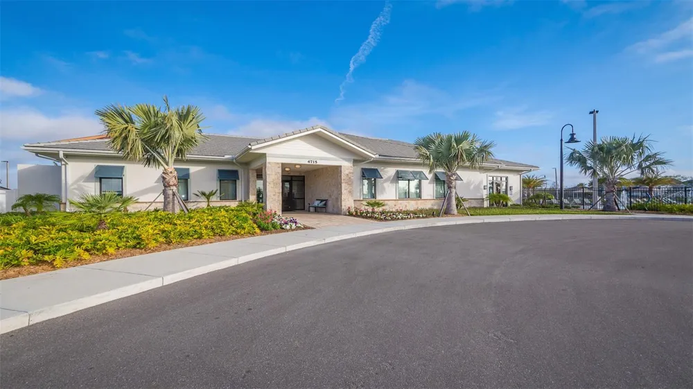 2764 BOOKMARK DRIVE Kissimmee, FL 34746