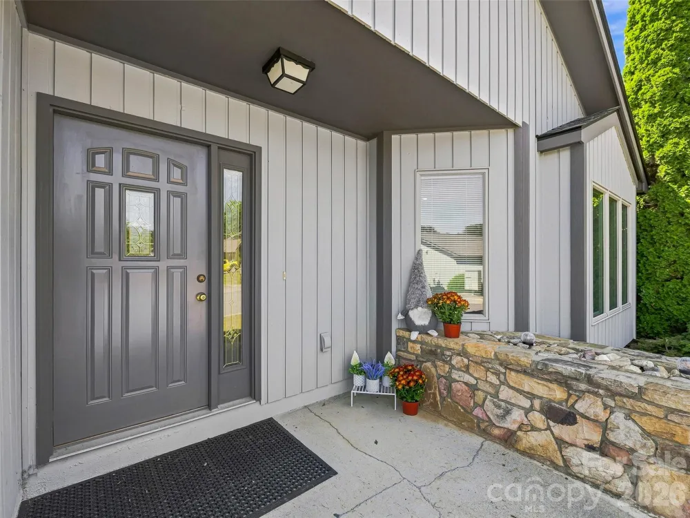 403 Kyfields Drive Weaverville, NC 28787