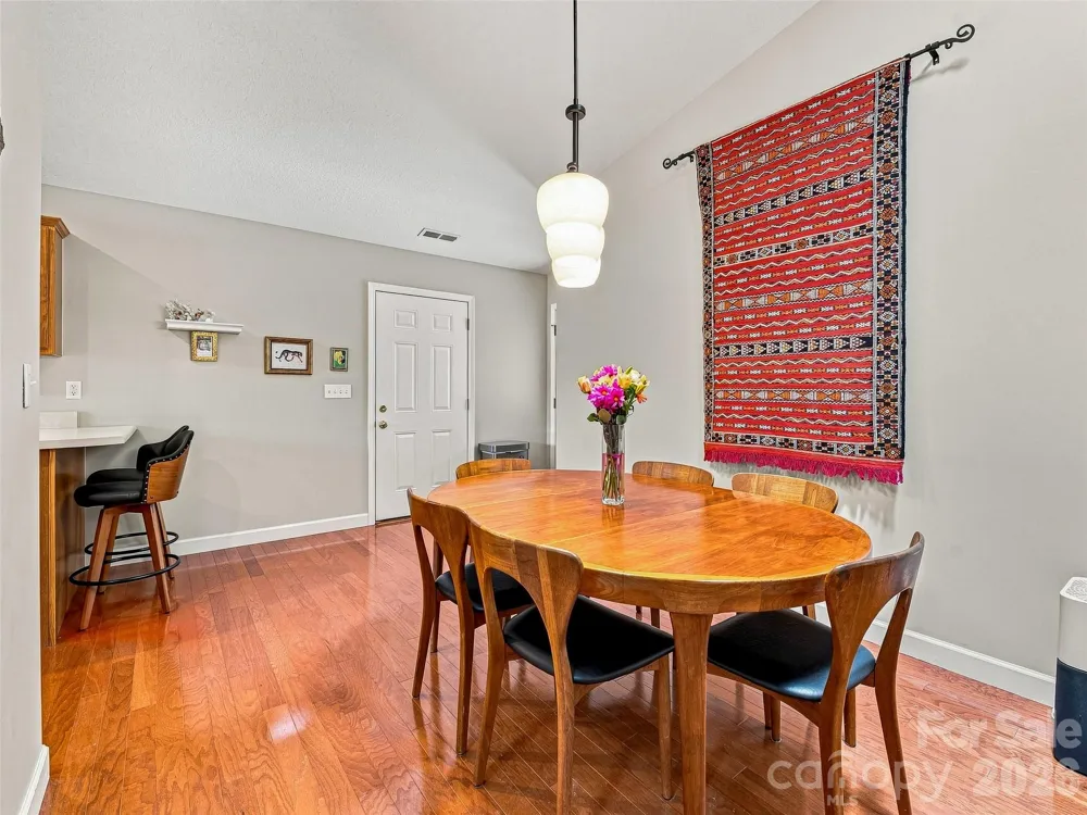 403 Kyfields Drive Weaverville, NC 28787