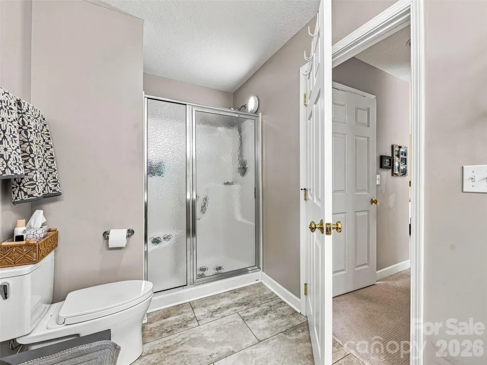 403 Kyfields Drive Weaverville, NC 28787