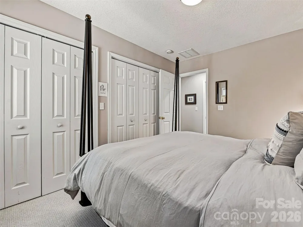 403 Kyfields Drive Weaverville, NC 28787