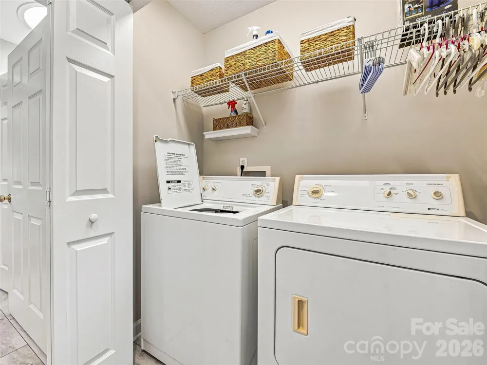 403 Kyfields Drive Weaverville, NC 28787