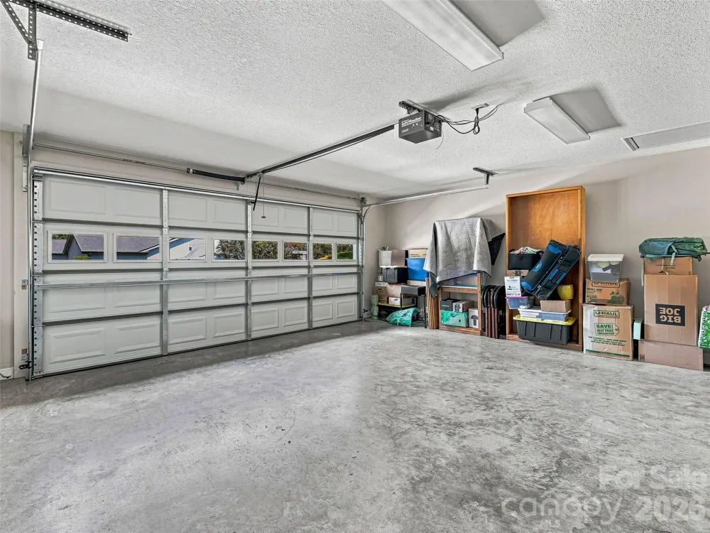 403 Kyfields Drive Weaverville, NC 28787