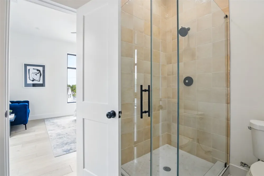 430 E 8th #204 Dallas, TX 75203