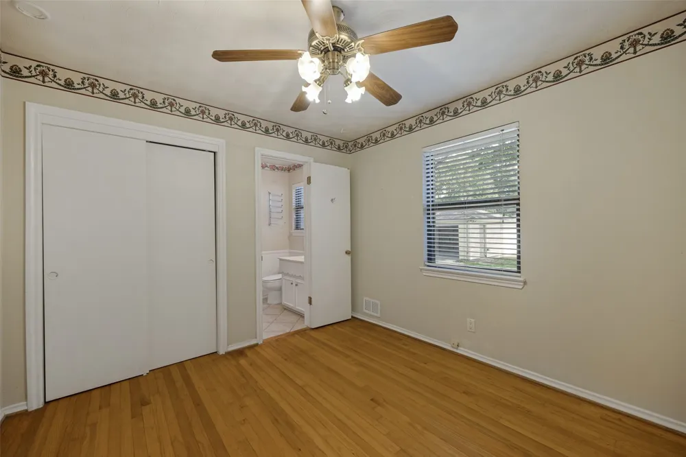 813 Brookhurst Drive Richardson, TX 75080