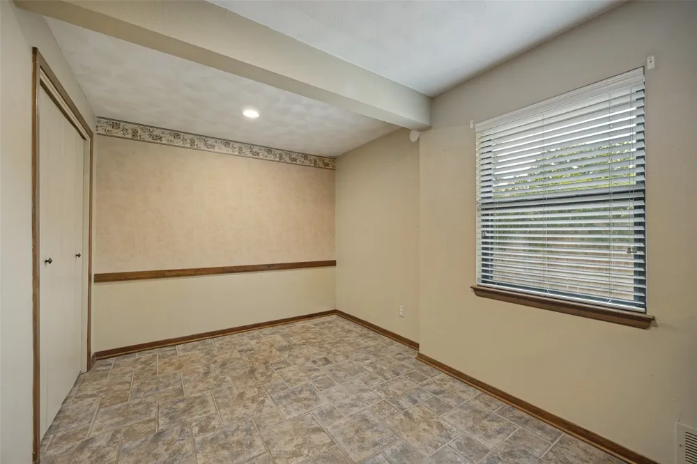 813 Brookhurst Drive Richardson, TX 75080