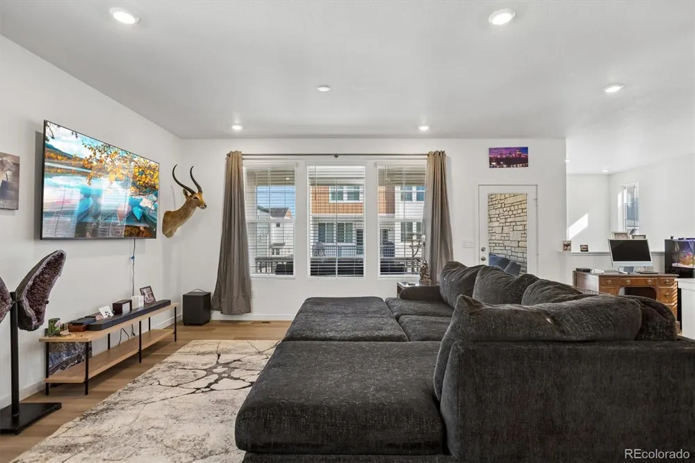 7442 Whiteclover Trail Littleton, CO 80125