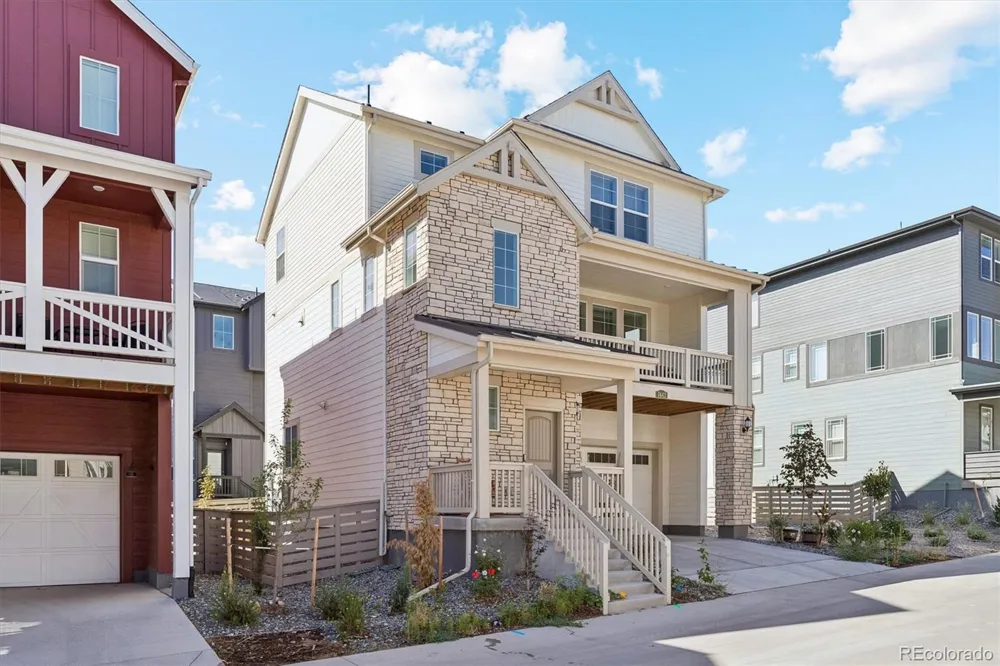 7442 Whiteclover Trail Littleton, CO 80125