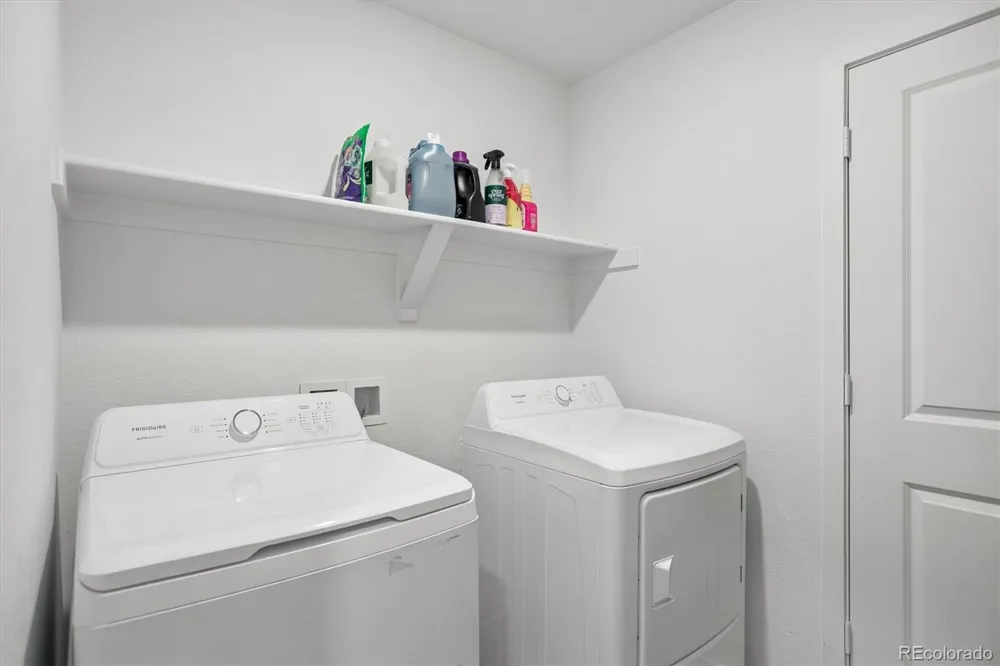 7442 Whiteclover Trail Littleton, CO 80125
