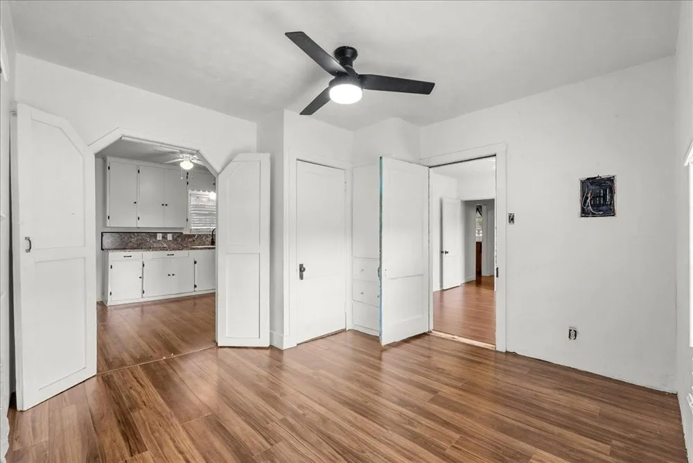 12101 23rd Street Santa Fe, TX 77510