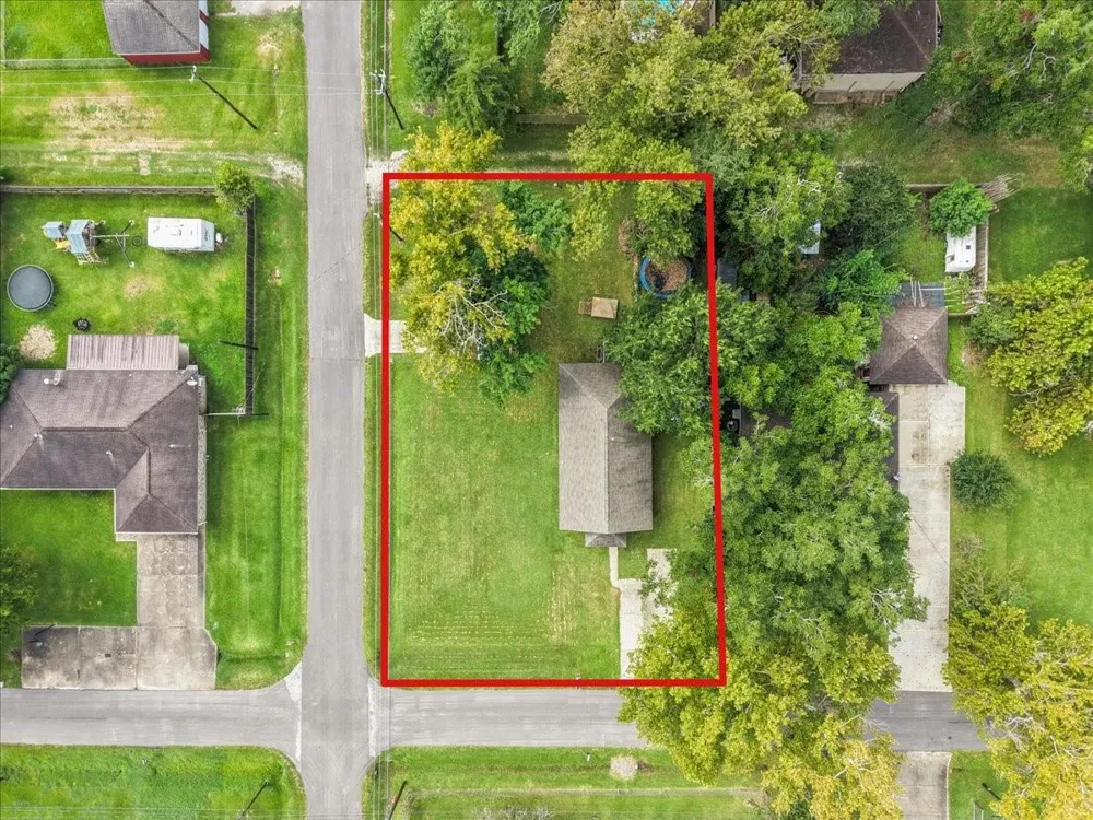 12101 23rd Street Santa Fe, TX 77510