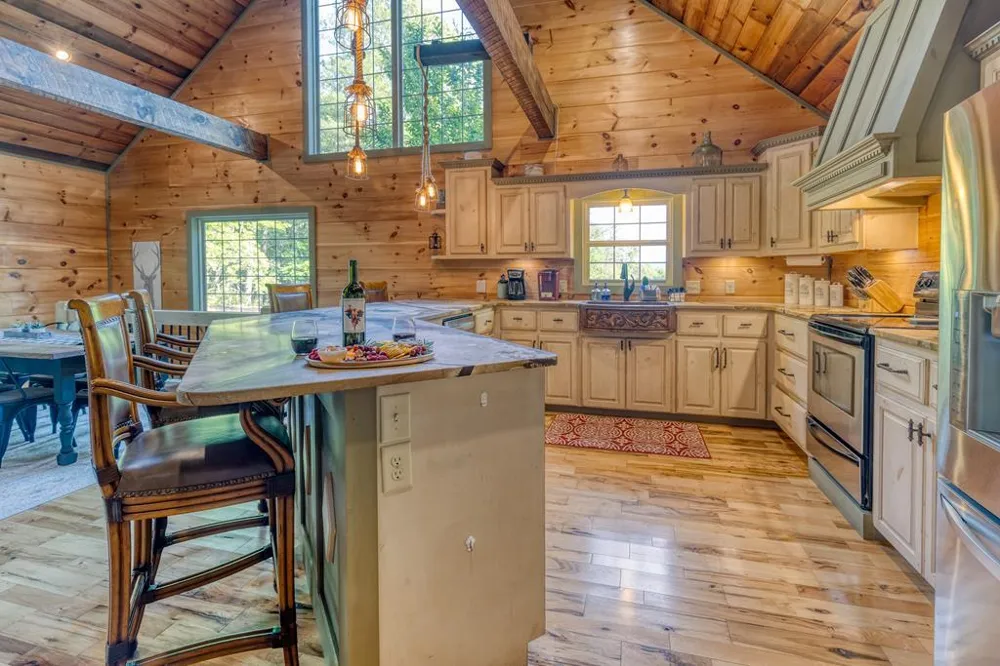 481 Mountain Top Drive Blue Ridge, GA 30513