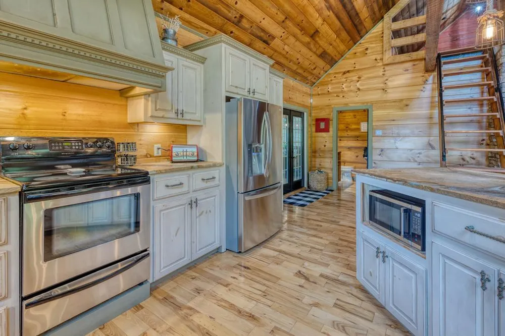 481 Mountain Top Drive Blue Ridge, GA 30513