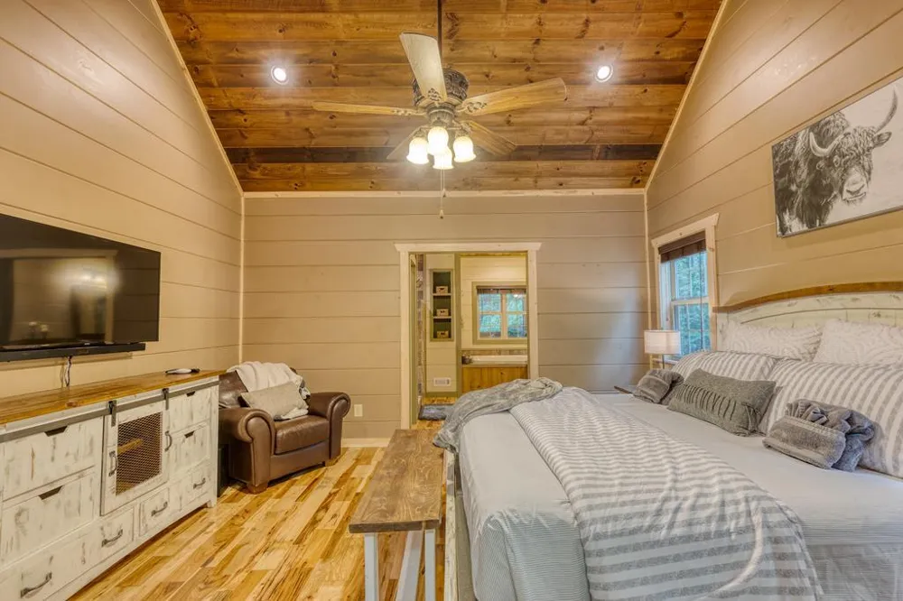 481 Mountain Top Drive Blue Ridge, GA 30513