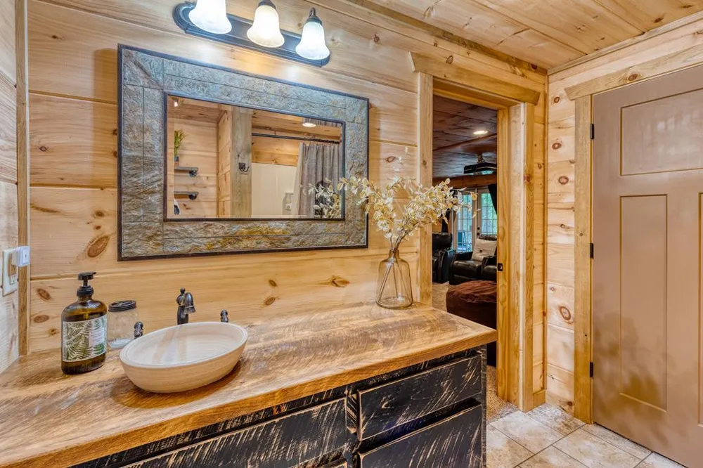 481 Mountain Top Drive Blue Ridge, GA 30513