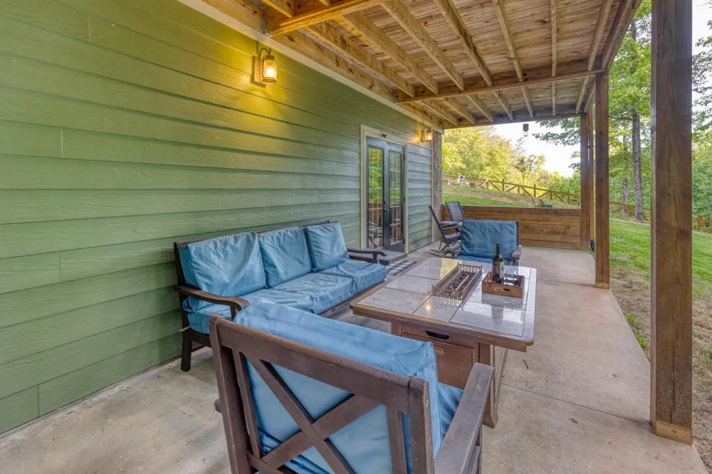 481 Mountain Top Drive Blue Ridge, GA 30513
