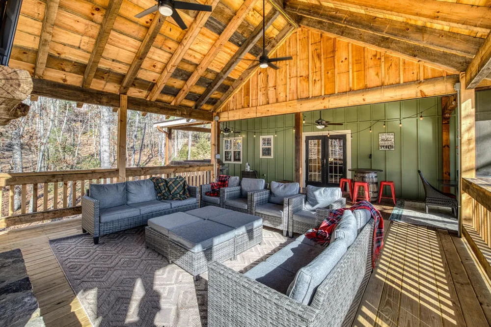 481 Mountain Top Drive Blue Ridge, GA 30513