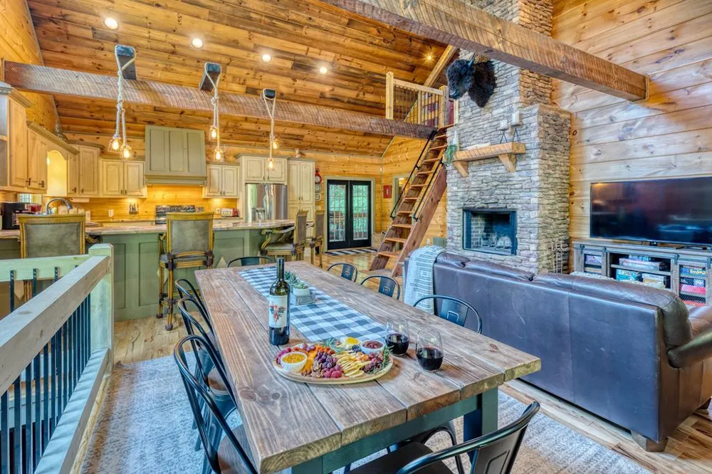 481 Mountain Top Drive Blue Ridge, GA 30513
