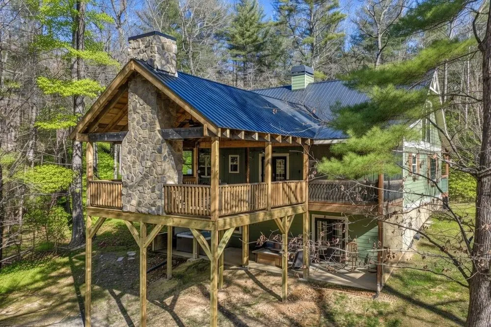 481 Mountain Top Drive Blue Ridge, GA 30513