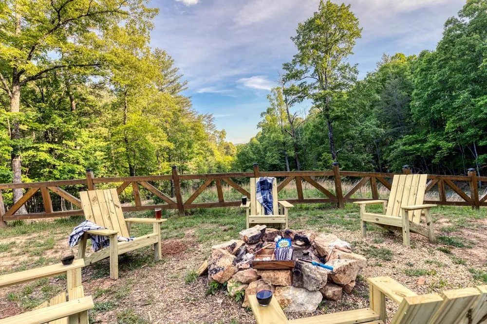 481 Mountain Top Drive Blue Ridge, GA 30513