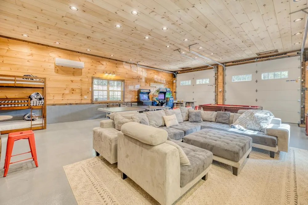 481 Mountain Top Drive Blue Ridge, GA 30513