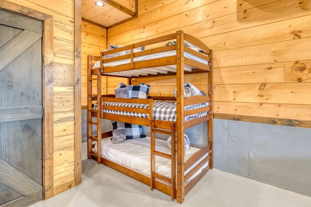 481 Mountain Top Drive Blue Ridge, GA 30513