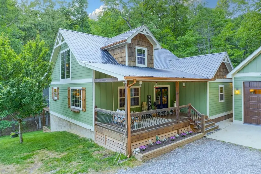 481 Mountain Top Drive Blue Ridge, GA 30513