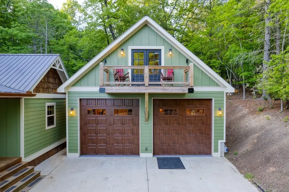 481 Mountain Top Drive Blue Ridge, GA 30513