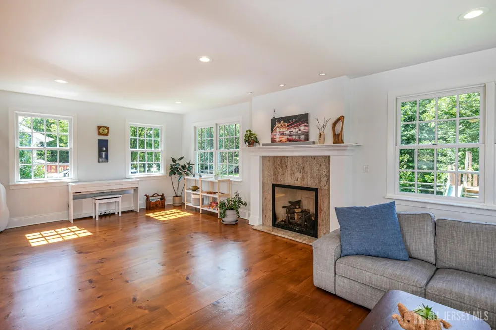 10 Old Nursery Road South Brunswick, NJ 08540