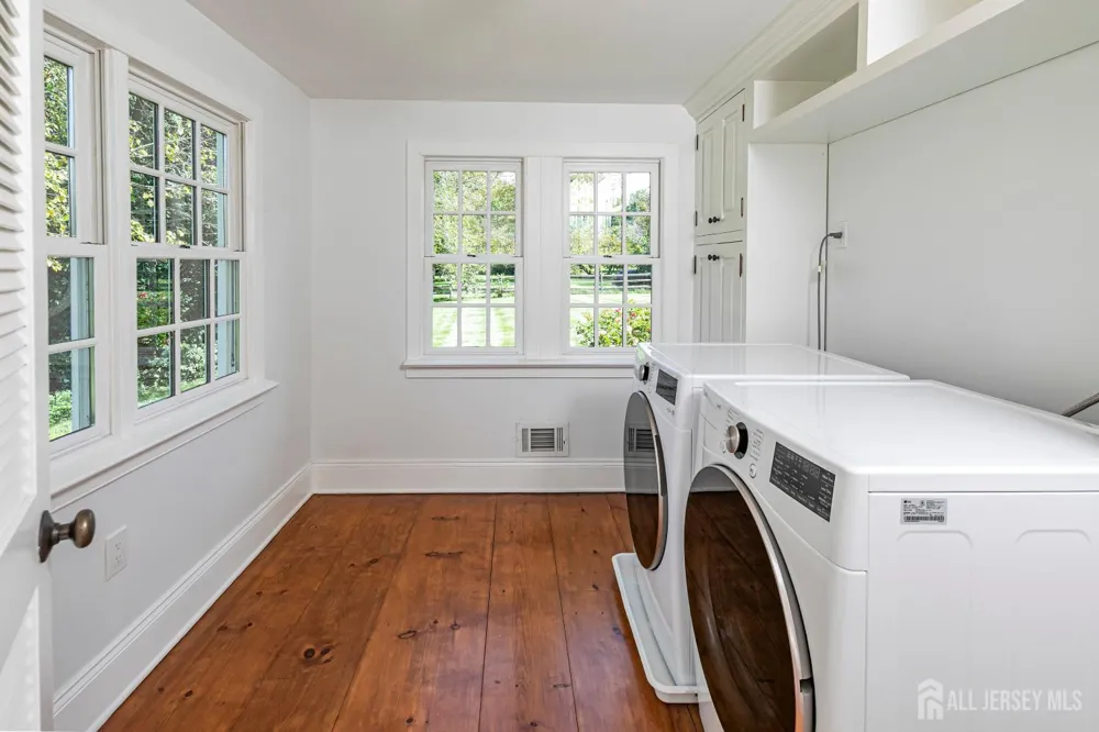 10 Old Nursery Road South Brunswick, NJ 08540
