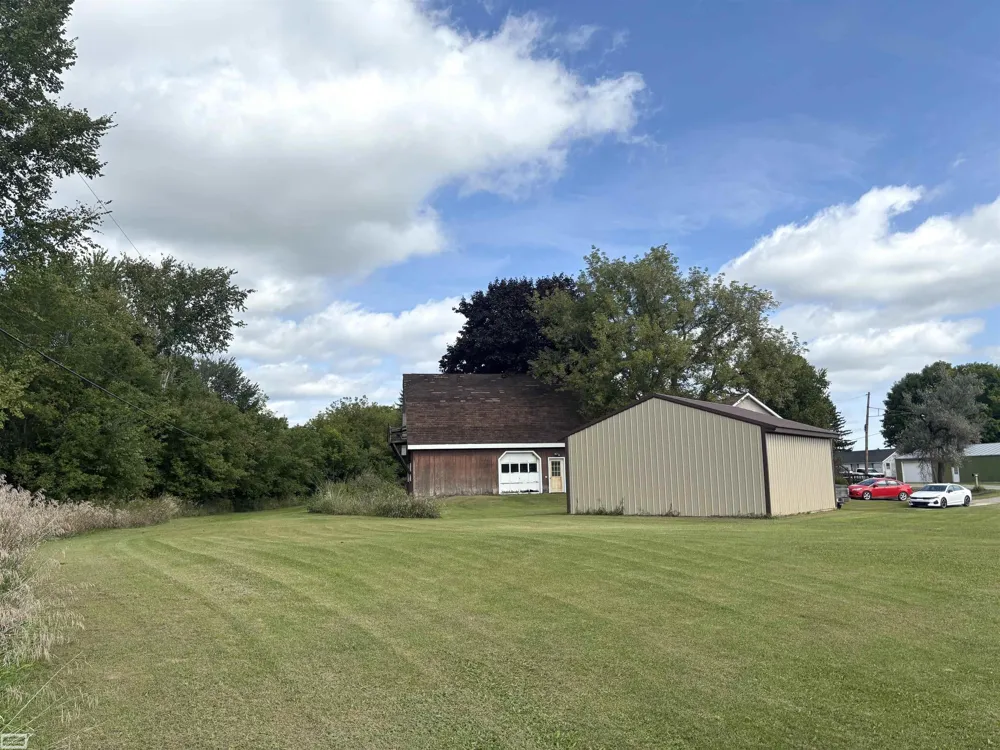 3683 Lake Pleasant Road North Branch Village, MI 48461