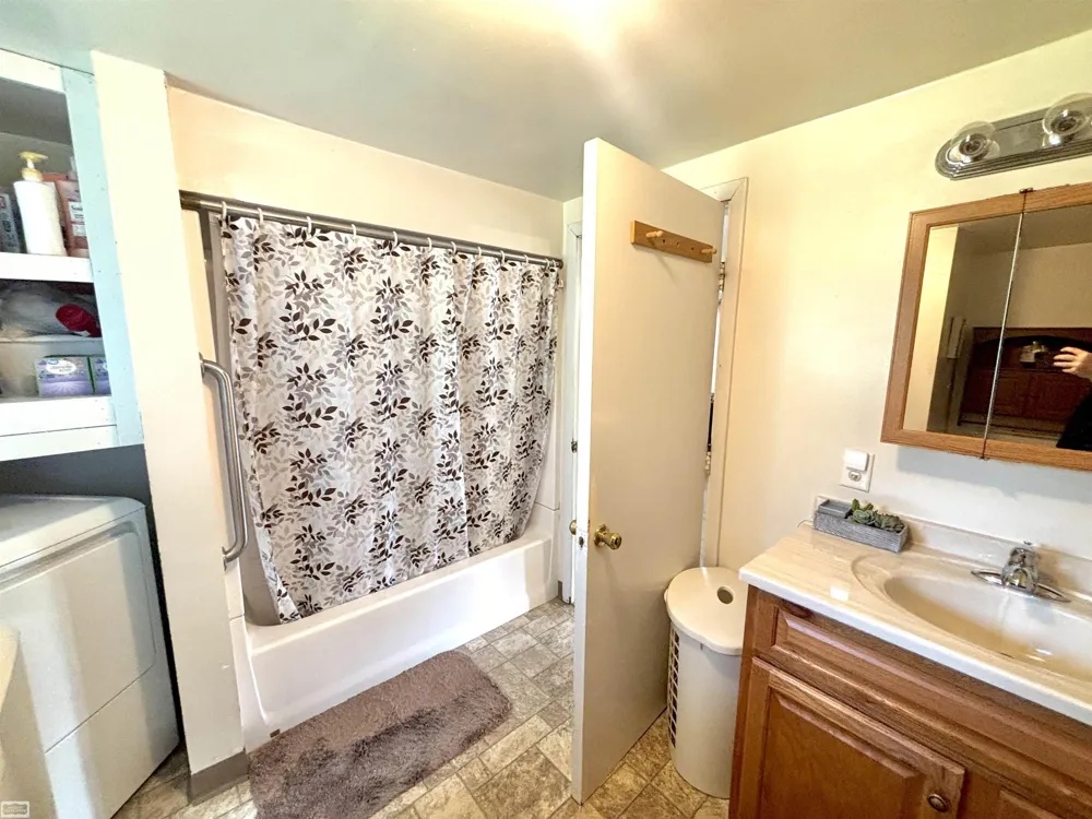 3683 Lake Pleasant Road North Branch Village, MI 48461