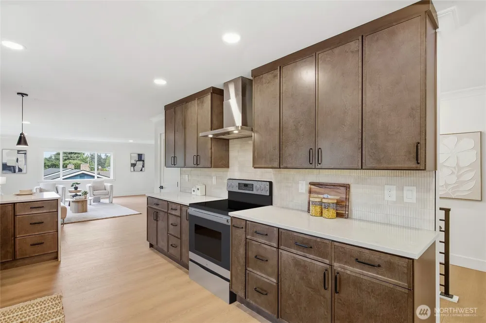 4021 Sunset Drive W University Place, WA 98466
