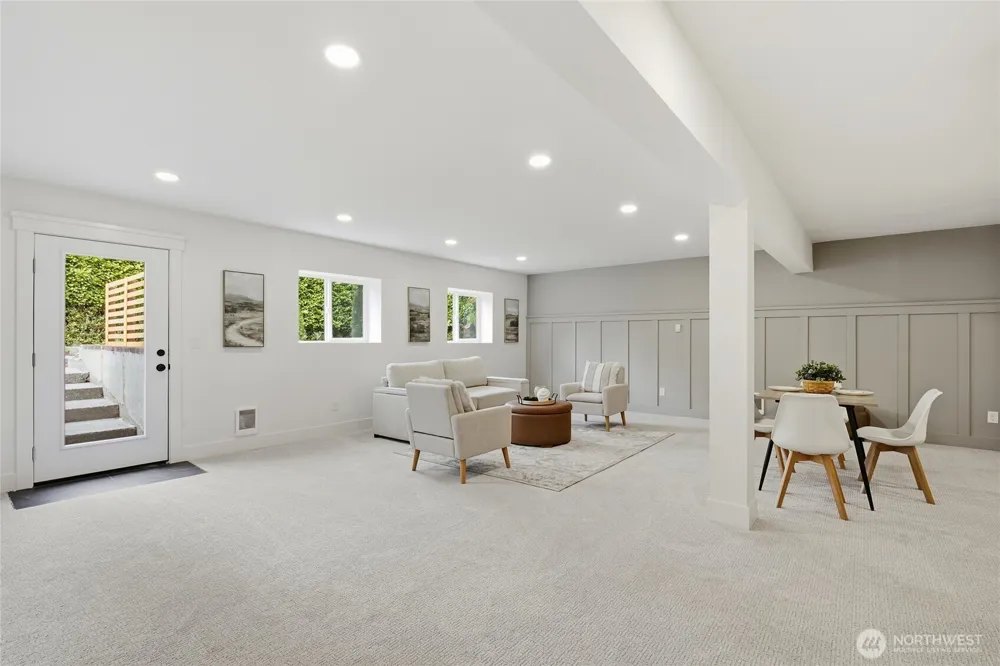 4021 Sunset Drive W University Place, WA 98466