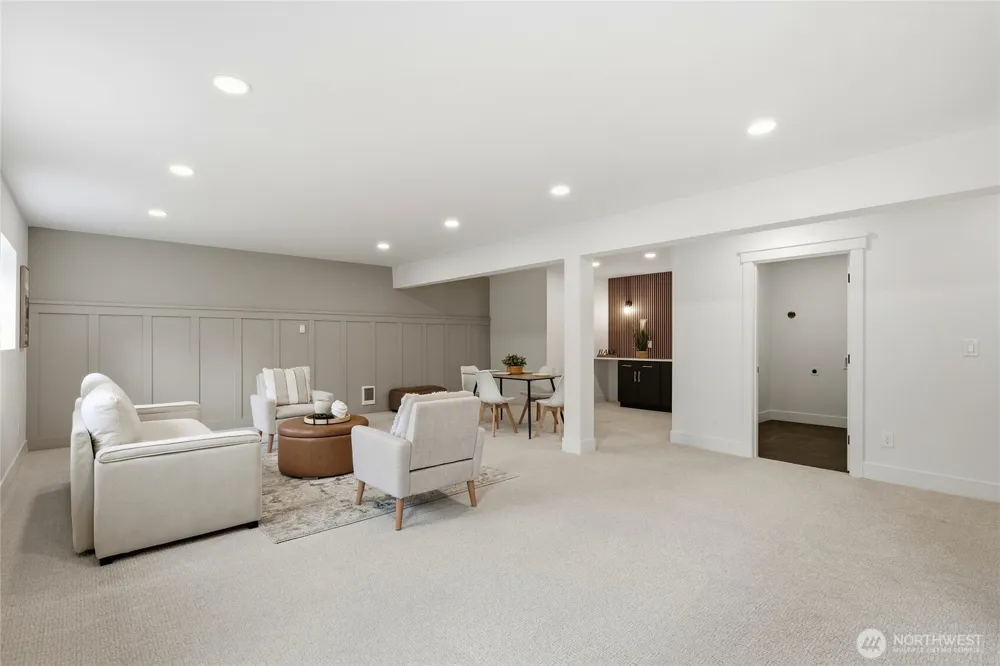 4021 Sunset Drive W University Place, WA 98466