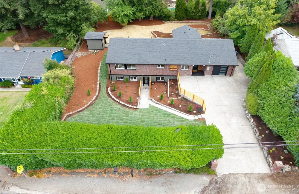 4021 Sunset Drive W University Place, WA 98466