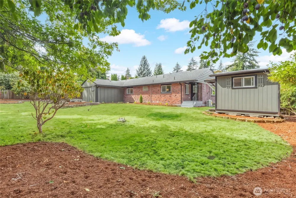 4021 Sunset Drive W University Place, WA 98466